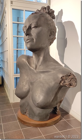 José Morales - Timandra - resina de poliéster con marmolina - 190 x 125 x 90 - 58 Premio Reina Sofía de Pintura y Escultura 2023